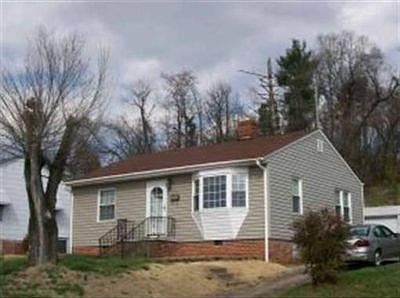 1st image of 1216 Garden Dr