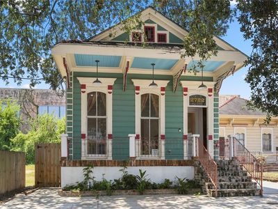 2722 Banks St, New Orleans, LA, 70119