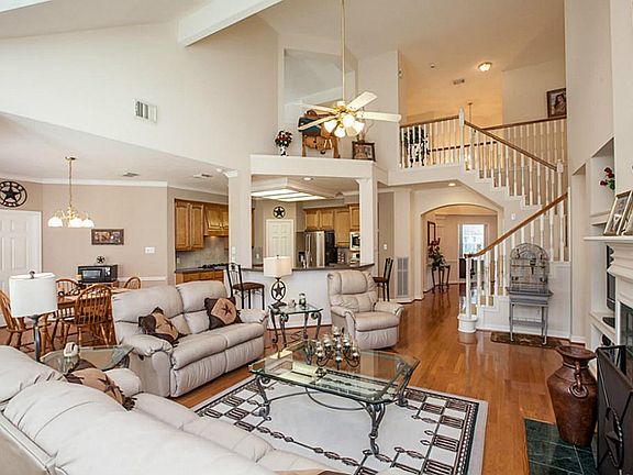 5th image of 2402 Riverway Oak Dr