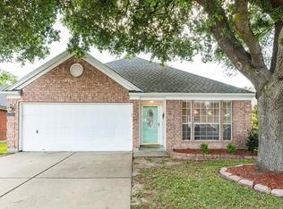 309 N Ranch House Rd, Angleton, TX 77515