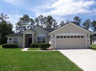 523 Martin Lakes Dr S, Jacksonville, FL 32220