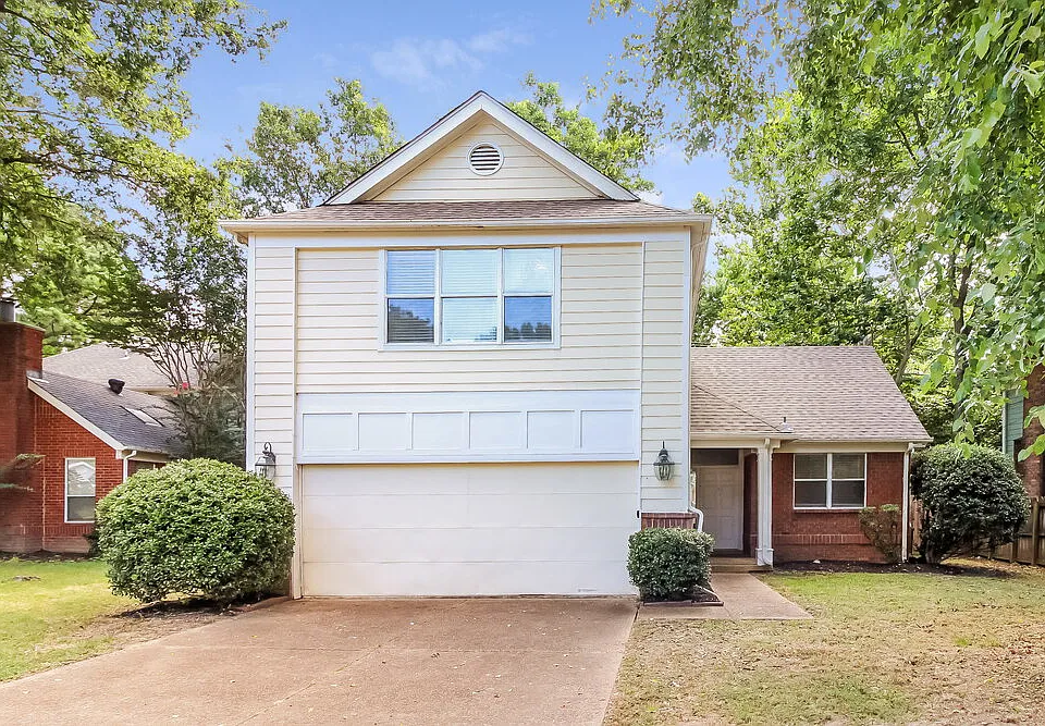 8183 Walnut Valley Cv