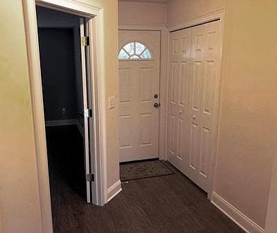4th image of 4 Greenwood Dr