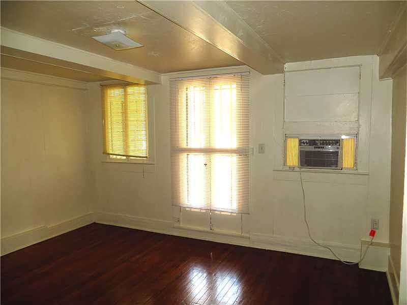 1st image of 1410 Jena St