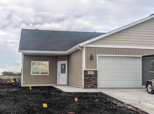 4536 19th St S, Moorhead, MN 56560