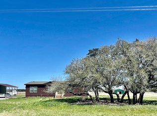 217 Zimmerhanzel Rd, Smithville, TX 78957
