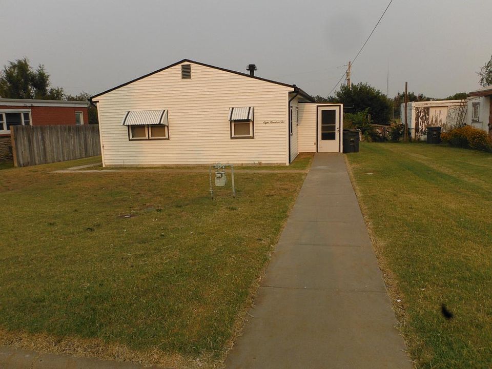 1st image of 802 Wright Ave