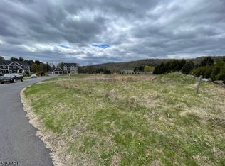 4 Wade Farm Rd, Califon, NJ 07830