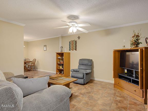 5th image of 106 S Parkwood Dr #4
