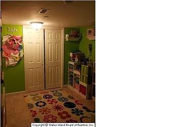Sold by Thomas Gugliucci Real Estate