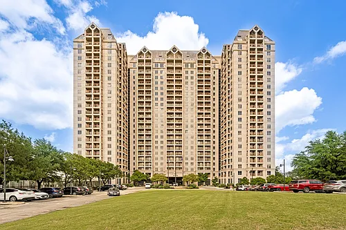 1 Towers Park Ln Photo 1
