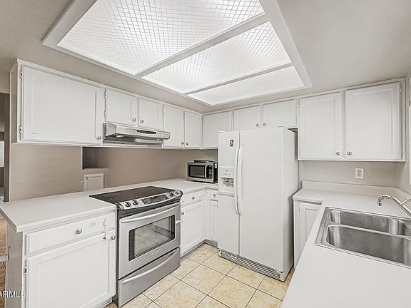 2nd image of 633 W SOUTHERN Avenue #1139