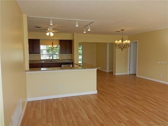 3rd image of 253 Angelico Dr