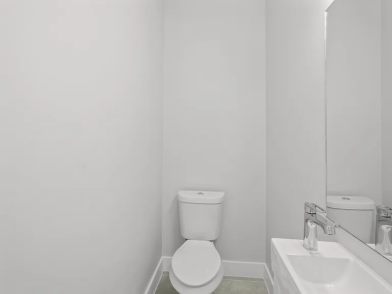 764 Dillard St #A — Photo 12