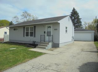 1637 Partridge St, Waukegan, IL 60087