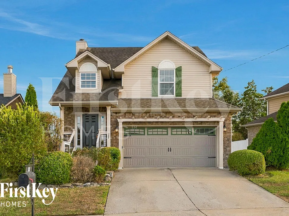 308 Birchclay Point N