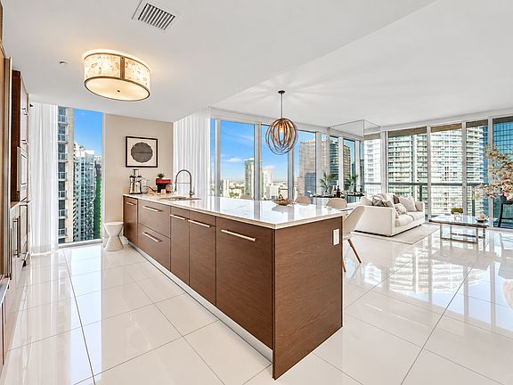 4th image of 475 Brickell Ave APT 3515