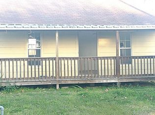1303 Wright St, El Campo, TX 77437