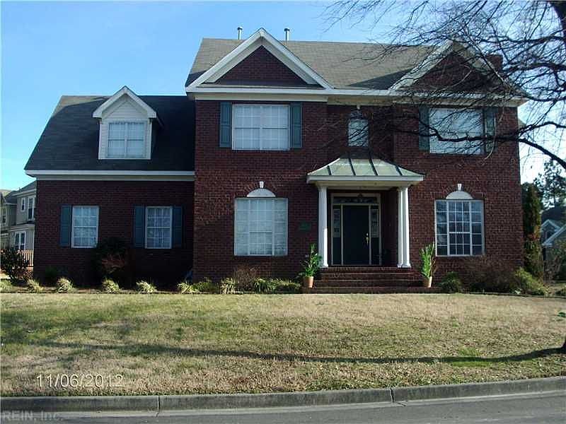 1st image of 3001 N Lakebridge Dr