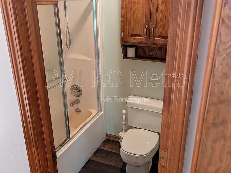 3905 SW 14th St — Photo 40
