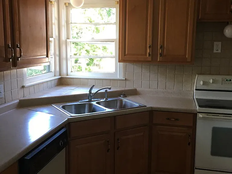 226 Benton Rd — Photo 7