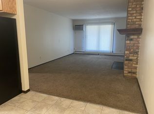 5451 5th St NE #212, Minneapolis, MN 55421