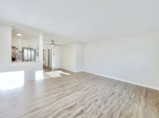 1323 11th St #10, Santa Monica, CA 90401