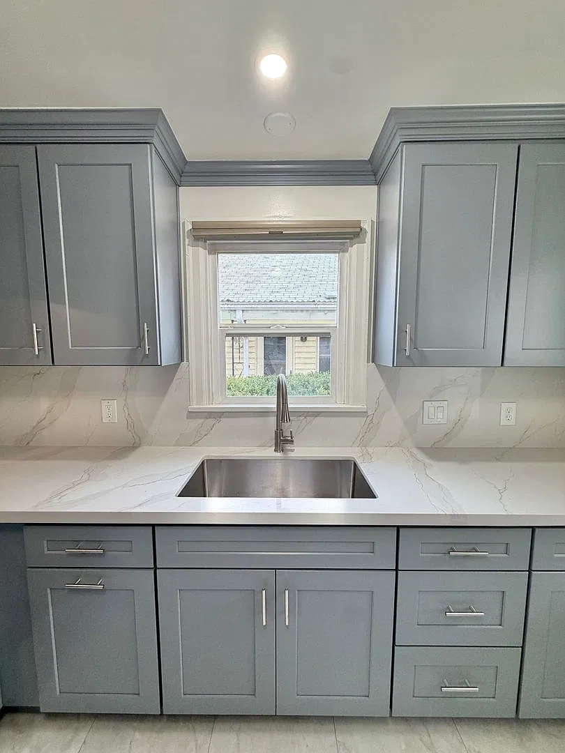 Newly Updated View Home Close to Everything — Photo 3