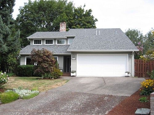 1st image of 1372 SE 51st Ave