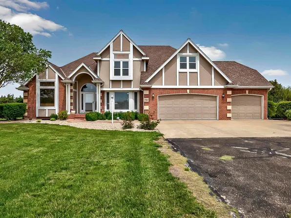 7732 SW Huntoon St, Topeka, KS 66615