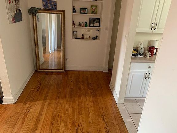 5th image of 47-39 40th St APT 6G