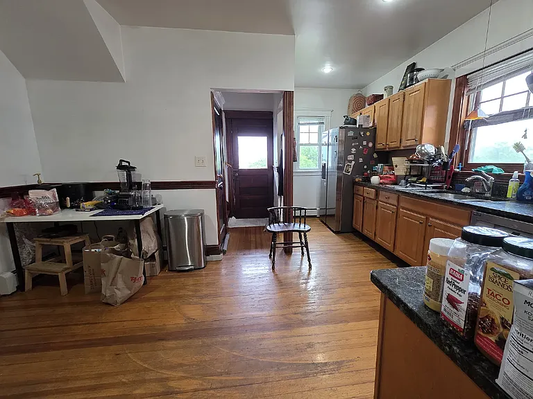 255 Winchester St #2B — Photo 2