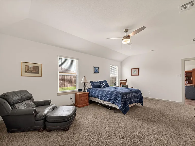 1119 Kinder Sky Ln — Photo 28
