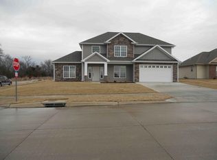 3601 Flatwater Dr, Columbia, MO 65202