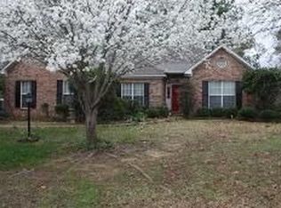 212 Elm Dr, Jackson, MS 39212