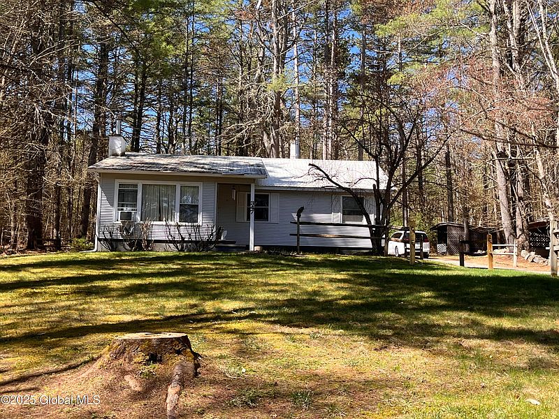 2nd image of 347 Landon Hill Road