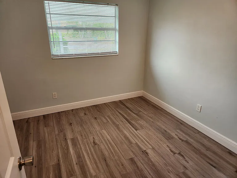1501 Pine St — Photo 10