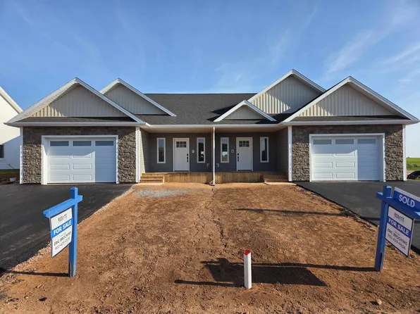 29 Samantha Ln, Cornwall, PE C1A 6C6