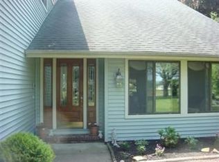 48341 Rice Rd, Amherst, OH 44001