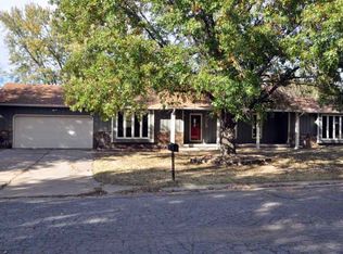 4 Frontier Ln, Rose Hill, KS 67133