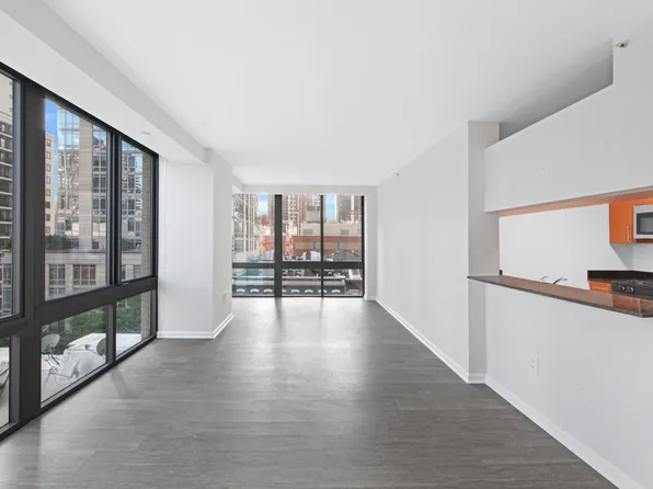 408 East 92nd Street image 2 of 16