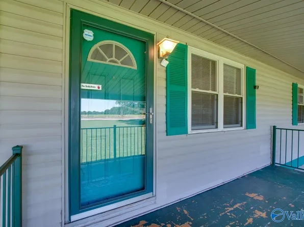 929 Steger Rd, Meridianville, AL 35759