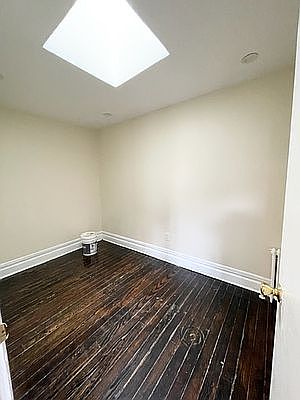 5th image of 733 Meeker Ave #3