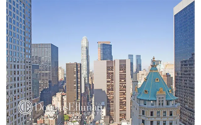 Sold by Douglas Elliman | media 25