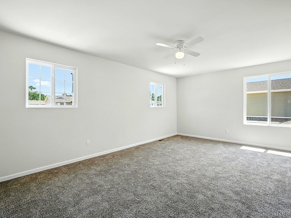 5751 Copper Tree Park, photo 11