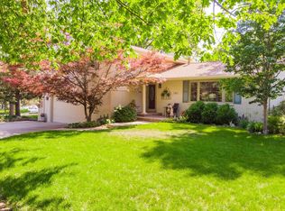 1811 Sussex Pl, Lincoln, NE 68506