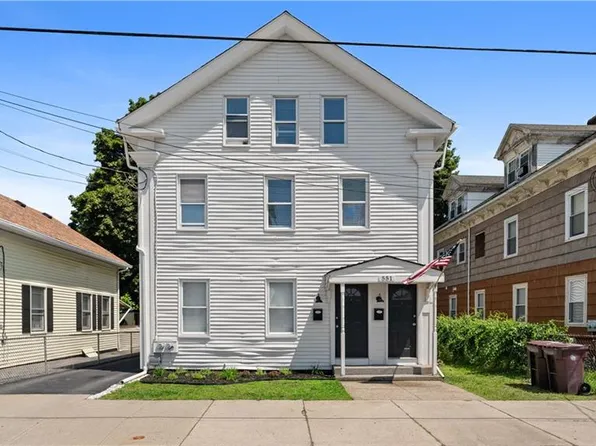 551 Pond St, Woonsocket, RI 02895