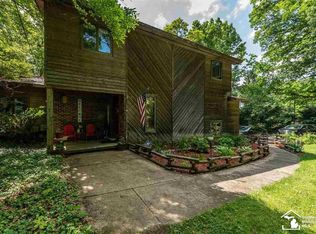 300 Island Lake Rd, Chelsea, MI 48118