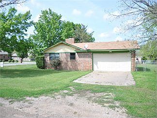 2nd image of 500 Travis Dr