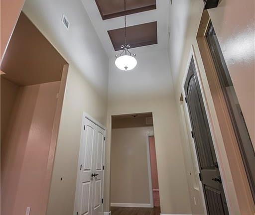 4th image of 639 Hardwick Pl
